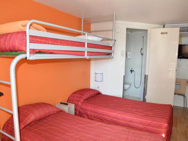 Premiere Classe Biarritz : photo 9 de la chambre chambre triple supérieure