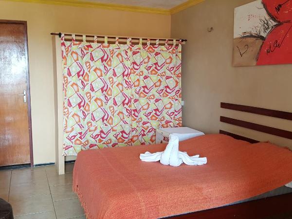 Pousada e Pizzaria Sol e Alegria : photo 3 de la chambre chambre quadruple avec salle de bains privative