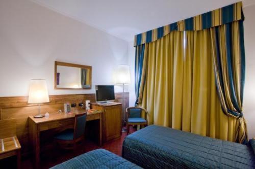 Hotel Master : photo 1 de la chambre chambre lits jumeaux