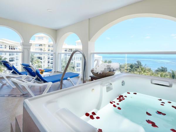 Occidental Costa Cancún - All Inclusive : photo 3 de la chambre suite junior vue sur océan