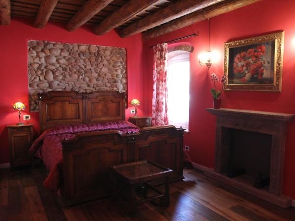 Relais Corte Sant' Agata B&B : photo 1 de la chambre chambre double avec salle de bains privative