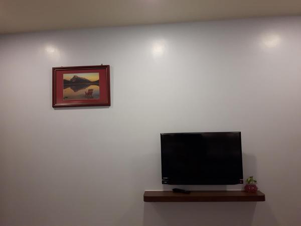 De Benz Inn : photo 4 de la chambre chambre triple avec salle de bains