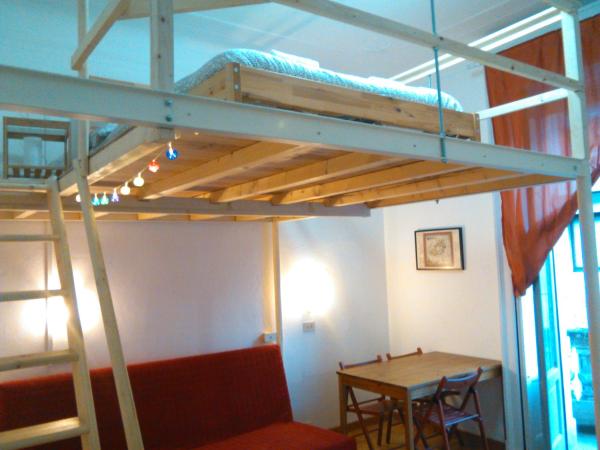 La Casa della Zia : photo 10 de la chambre chambre double avec balcon (3 adultes)