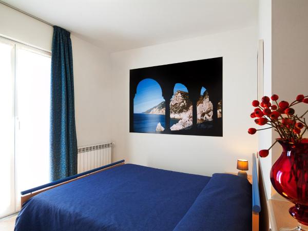 Gli Ulivi Di Montalbano : photo 1 de la chambre appartement avec balcon