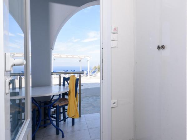 Unique Galini Oia - Adults Only : photo 5 de la chambre chambre double