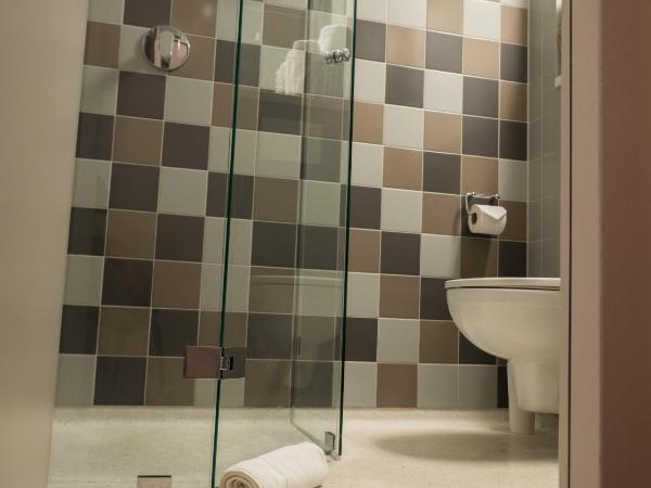 Linden Hotel : photo 5 de la chambre chambre triple standard