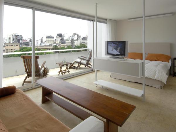 Design cE - Hotel Boutique de Diseño : photo 6 de la chambre suite avec balcon