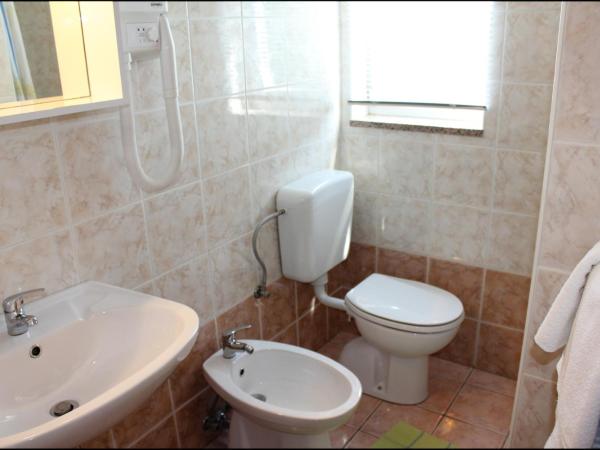 Gargamelo Pension : photo 5 de la chambre chambre double