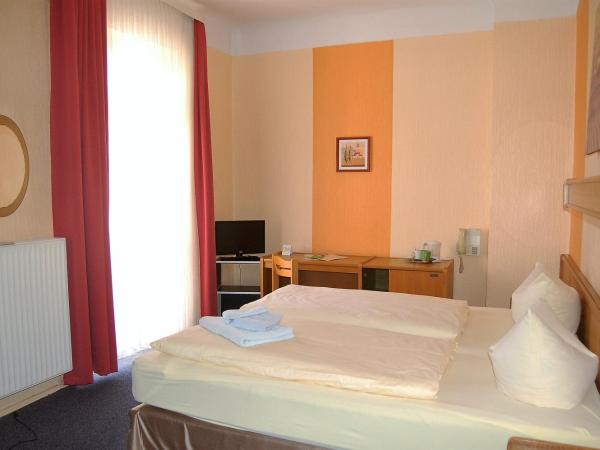 Hotel Graf Pückler : photo 3 de la chambre chambre double