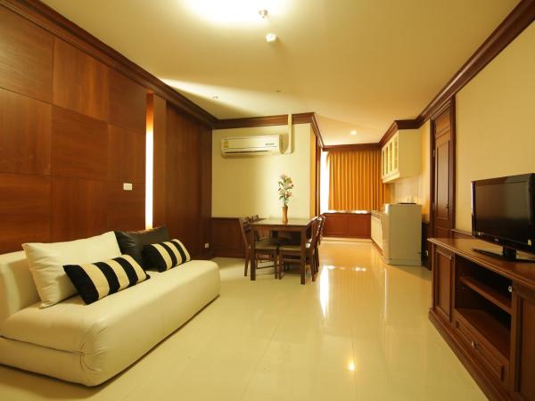 Convenient Park Bangkok : photo 1 de la chambre suite lit king-size