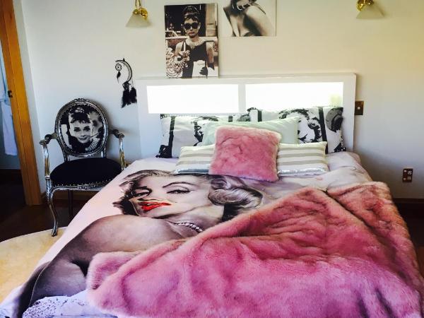 Breakfast at Tiffanys : photo 1 de la chambre chambre double – vue sur lac