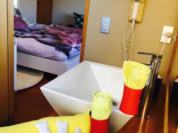 Breakfast at Tiffanys : photo 7 de la chambre chambre double – vue sur lac