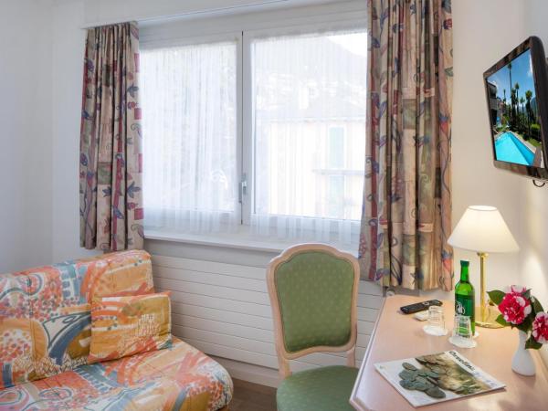 Hotel Stella SA : photo 3 de la chambre chambre double ou lits jumeaux Économique – vue sur montagne