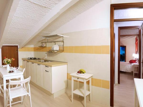 Hotel Germania : photo 4 de la chambre appartement standard