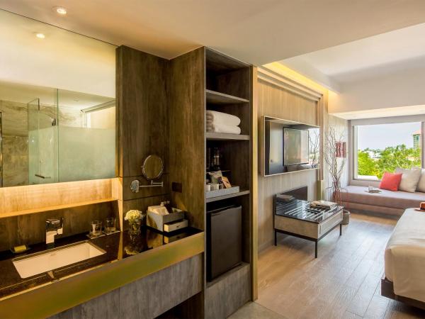 U Nimman Chiang Mai : photo 6 de la chambre deluxe (24 hours use of room)