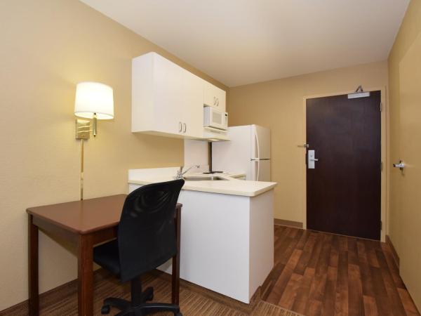 Extended Stay America Suites - Jacksonville - Riverwalk - Convention Center : photo 10 de la chambre studio lit queen-size - non-fumeurs