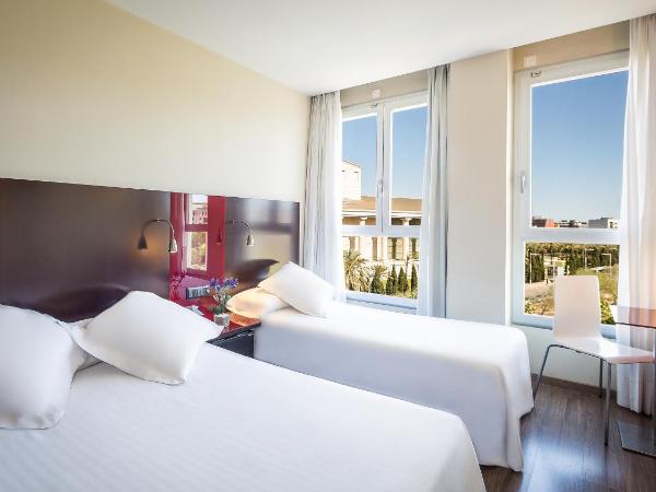 SM Hotel Teatre Auditori : photo 4 de la chambre chambre triple