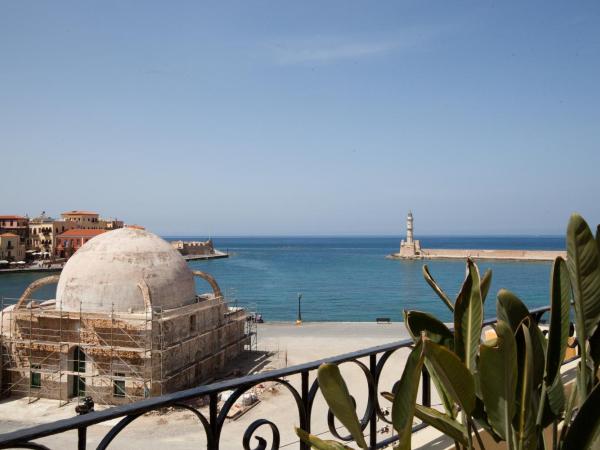 Suites Pandora : photo 7 de la chambre chambre double supérieure - vue sur mer