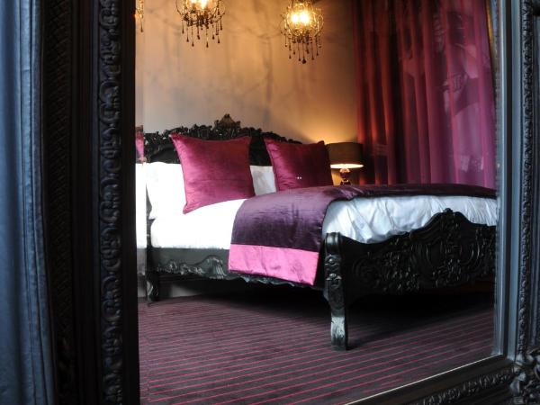 Velvet Hotel : photo 9 de la chambre chambre lit king-size standard