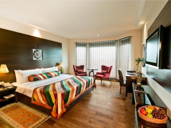 The Lalit Jaipur : photo 1 de la chambre chambre lit king-size deluxe - 10 % de réduction sur crédit nourriture et boissons, spa et blanchisserie