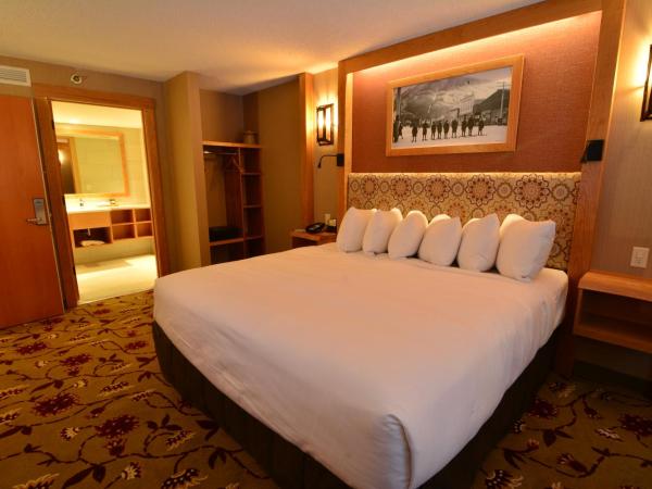 Banff Ptarmigan Inn : photo 3 de la chambre chambre lit king-size supérieure