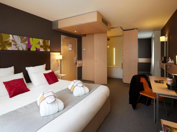 Mercure Valenciennes Centre : photo 1 de la chambre chambre lit king-size privilège