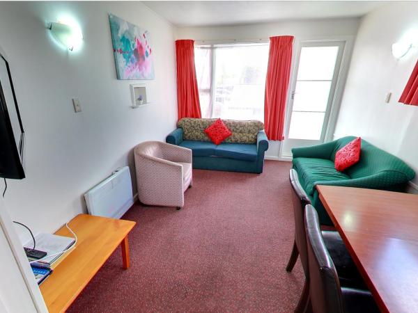 Belle Bonne Motel : photo 3 de la chambre appartement familial