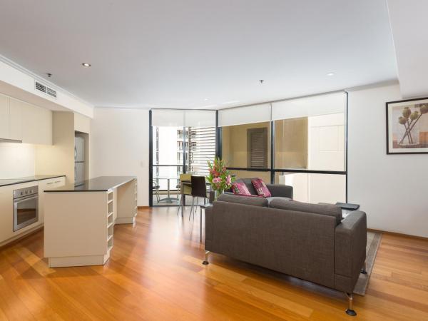 Quest River Park Central : photo 7 de la chambre appartement 2 chambres avec 2 salles de bains et balcon - accessible aux personnes à mobilité réduite