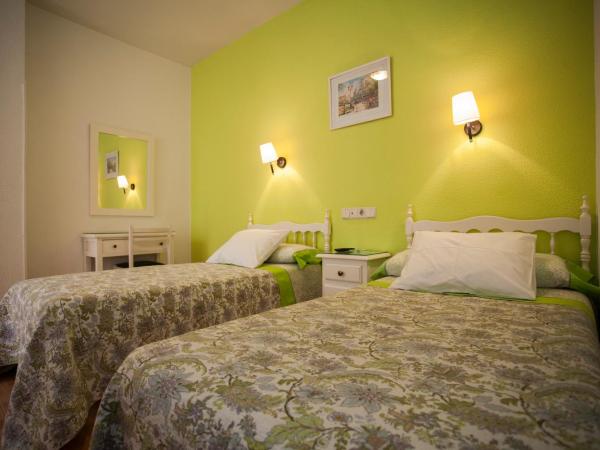 AVA Rooms : photo 2 de la chambre chambre lits jumeaux avec salle de bains privative