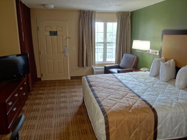 Extended Stay America Suites - Tucson - Grant Road : photo 9 de la chambre studio lit king-size - non-fumeurs