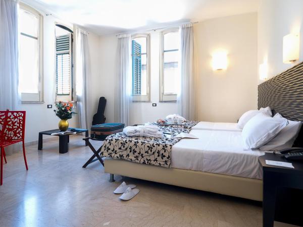 Hotel Garibaldi : photo 1 de la chambre chambre double supérieure