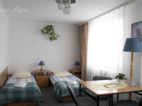 Hotel Logos : photo 7 de la chambre chambre triple