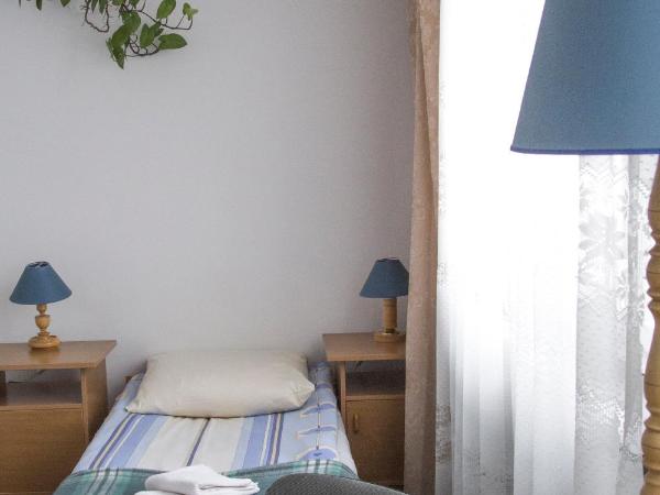 Hotel Logos : photo 6 de la chambre chambre triple