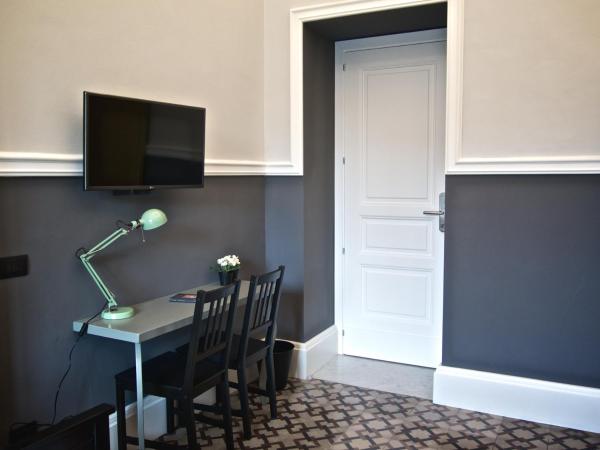 B&B Umberto 134 : photo 5 de la chambre chambre double deluxe