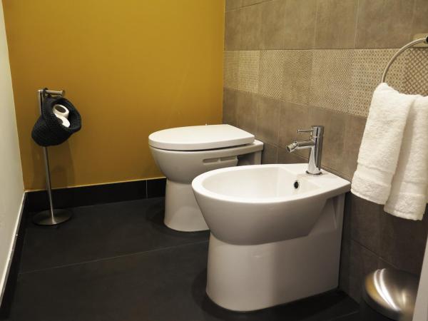 B&B Umberto 134 : photo 2 de la chambre chambre double supérieure