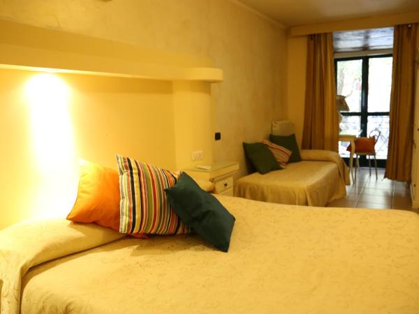 Albergo Del Centro Storico : photo 3 de la chambre chambre triple