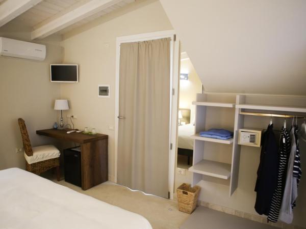 Avion B&B : photo 3 de la chambre chambre double - vue sur jardin