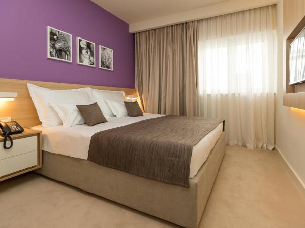 Hotel Crikvenica : photo 10 de la chambre chambre familiale