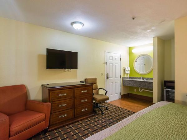 Savannah Garden Inn : photo 5 de la chambre chambre lit king-size avec cuisine - non-fumeurs