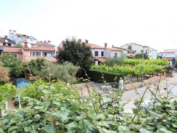 Lovely Family House Robi : photo 6 de la chambre chambre double