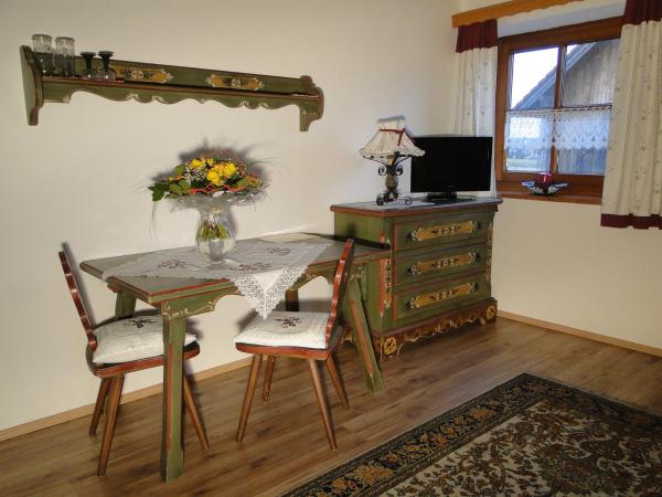 Gästehaus Steinerhof : photo 5 de la chambre chambre double avec balcon