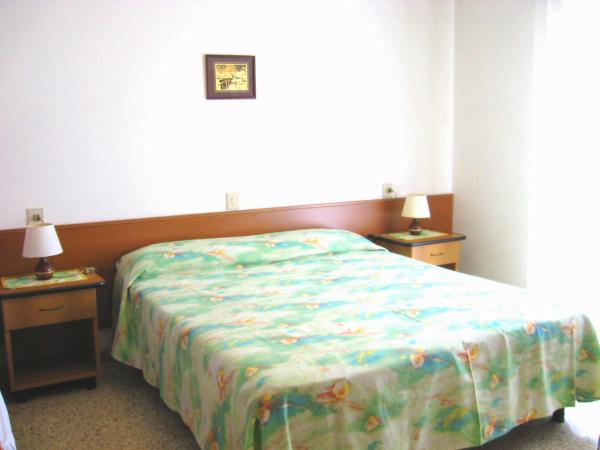 B&B Garnì Da Vito : photo 3 de la chambre chambre double ou lits jumeaux avec balcon