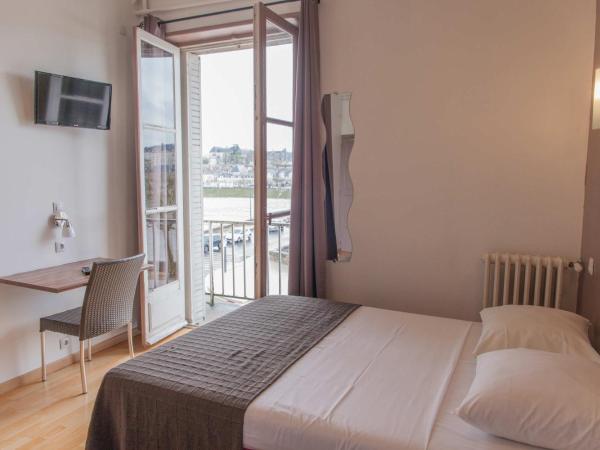 Le Pavillon : photo 7 de la chambre chambre triple standard