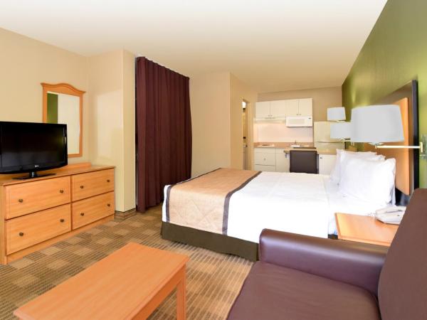 Extended Stay America Suites - Sacramento - South Natomas : photo 4 de la chambre studio de luxe avec 1 lit king-size - non-fumeurs