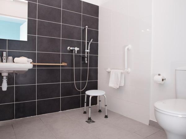 Résidence Coté Mer : photo 2 de la chambre studio - accessible aux personnes à mobilité réduite