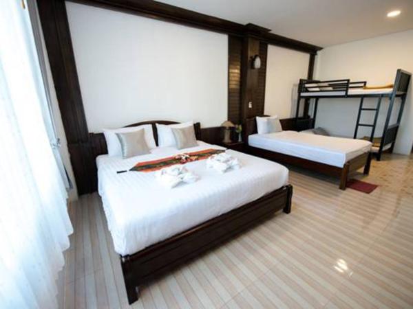 Lanta Nice Beach House : photo 1 de la chambre chambre familiale