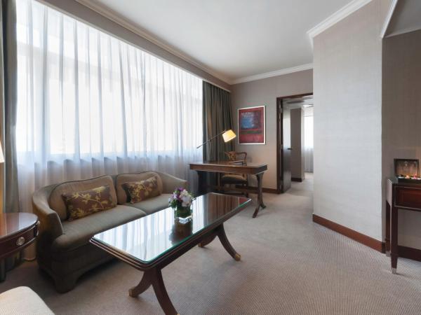 Marco Polo Hongkong Hotel : photo 2 de la chambre suite supérieure