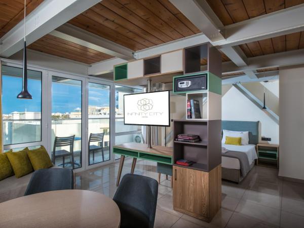 Infinity City Boutique Hotel : photo 5 de la chambre suite junior - vue sur mer