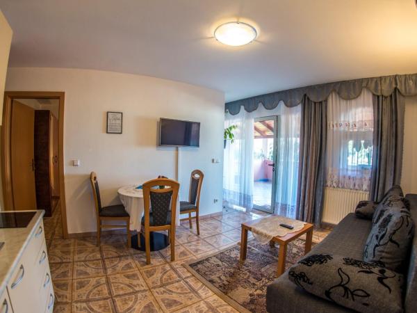 Apartments Anita : photo 5 de la chambre appartement 1 chambre avec patio