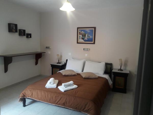 Pansion Zaharoula : photo 1 de la chambre chambre double ou lits jumeaux